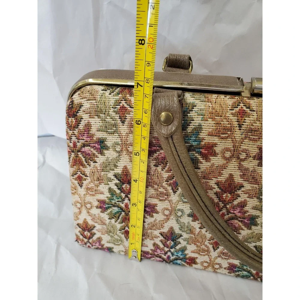Vintage (1950's/1960's) Tapestry Handbag‎